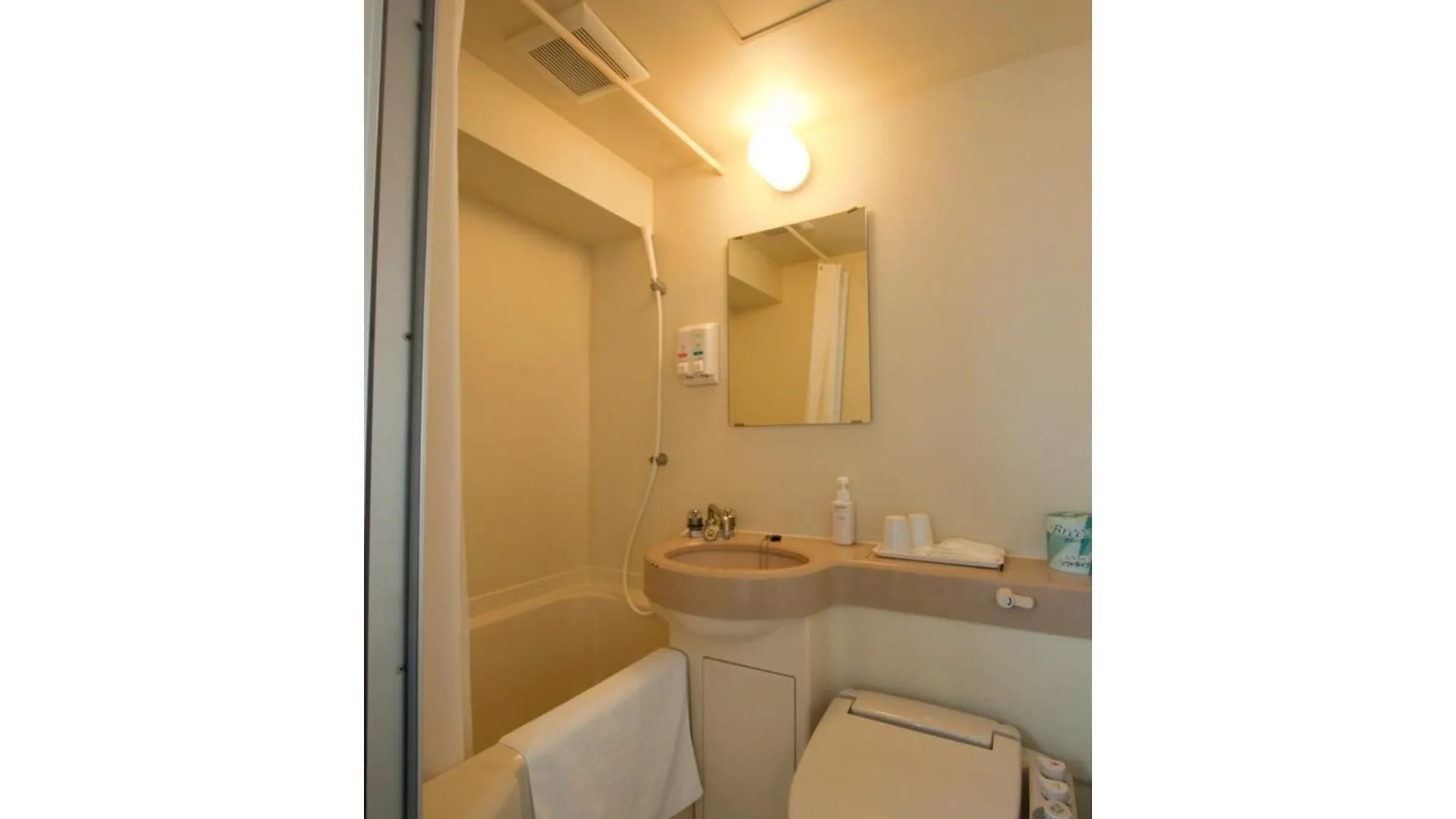 Smile Hotel Asakusa - Vacation Stay 84940V Tokyo 0*,