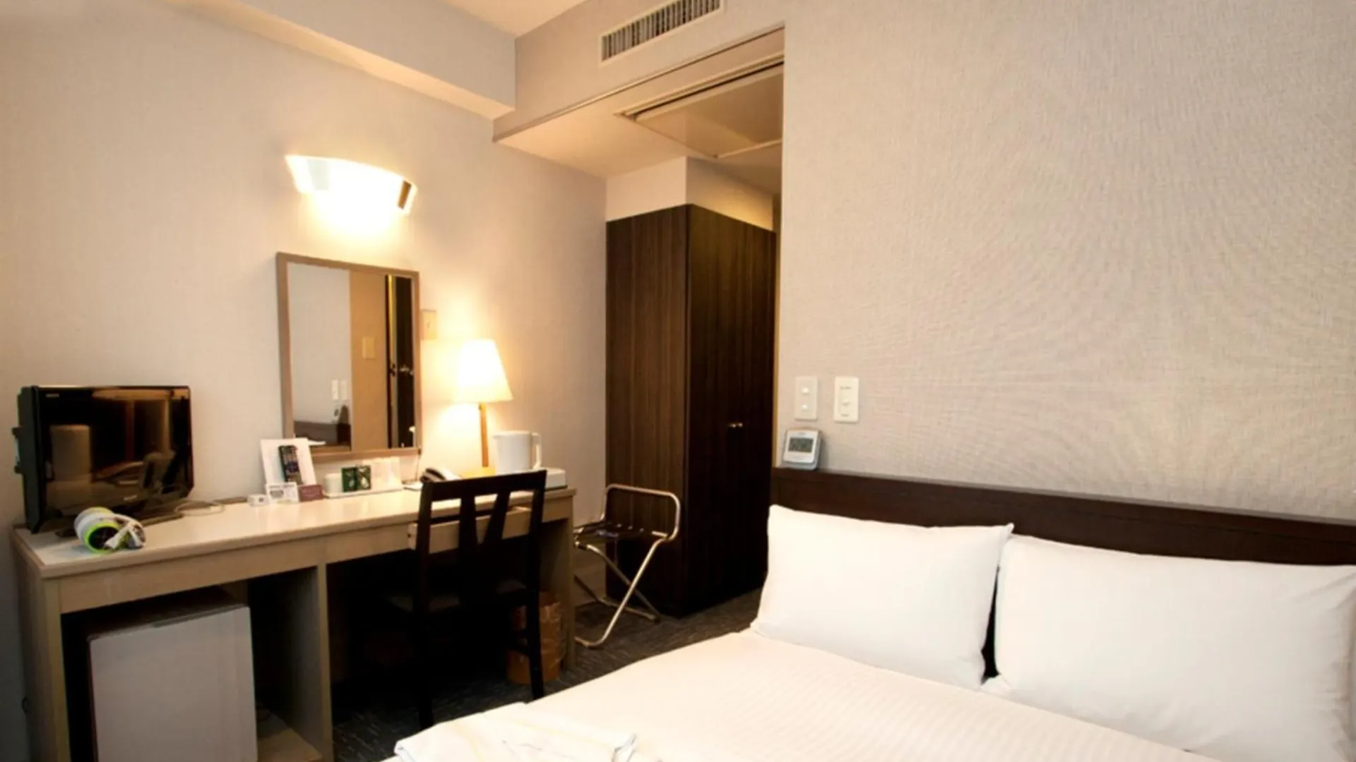 Smile Hotel Asakusa - Vacation Stay 84940V Tokyo